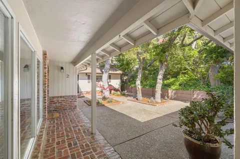 $2,195,000 | 2 Corte Camellia, Millbrae, CA 94030