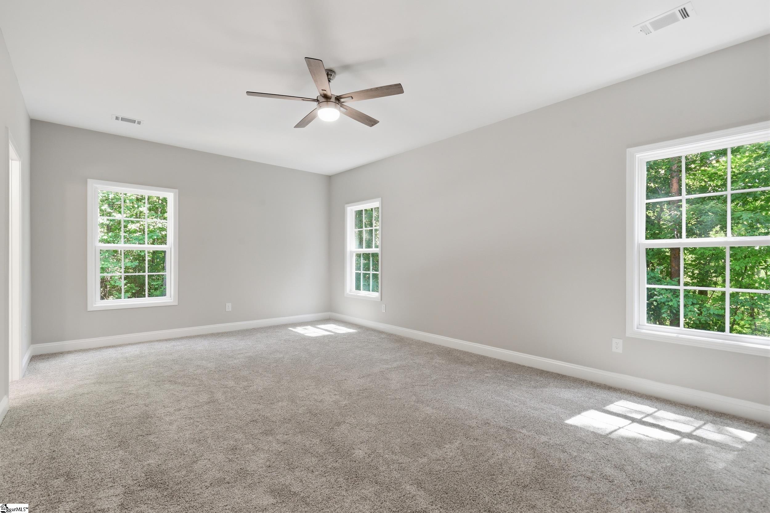 146 Windmont Road Pickens, SC 29671 - Photo 14 of 39