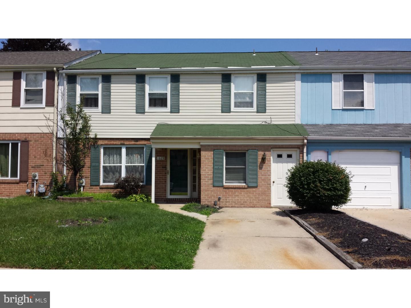 1609 Royal Place Clementon, NJ 08021 - Photo 1 of 25 Gallery Image 1