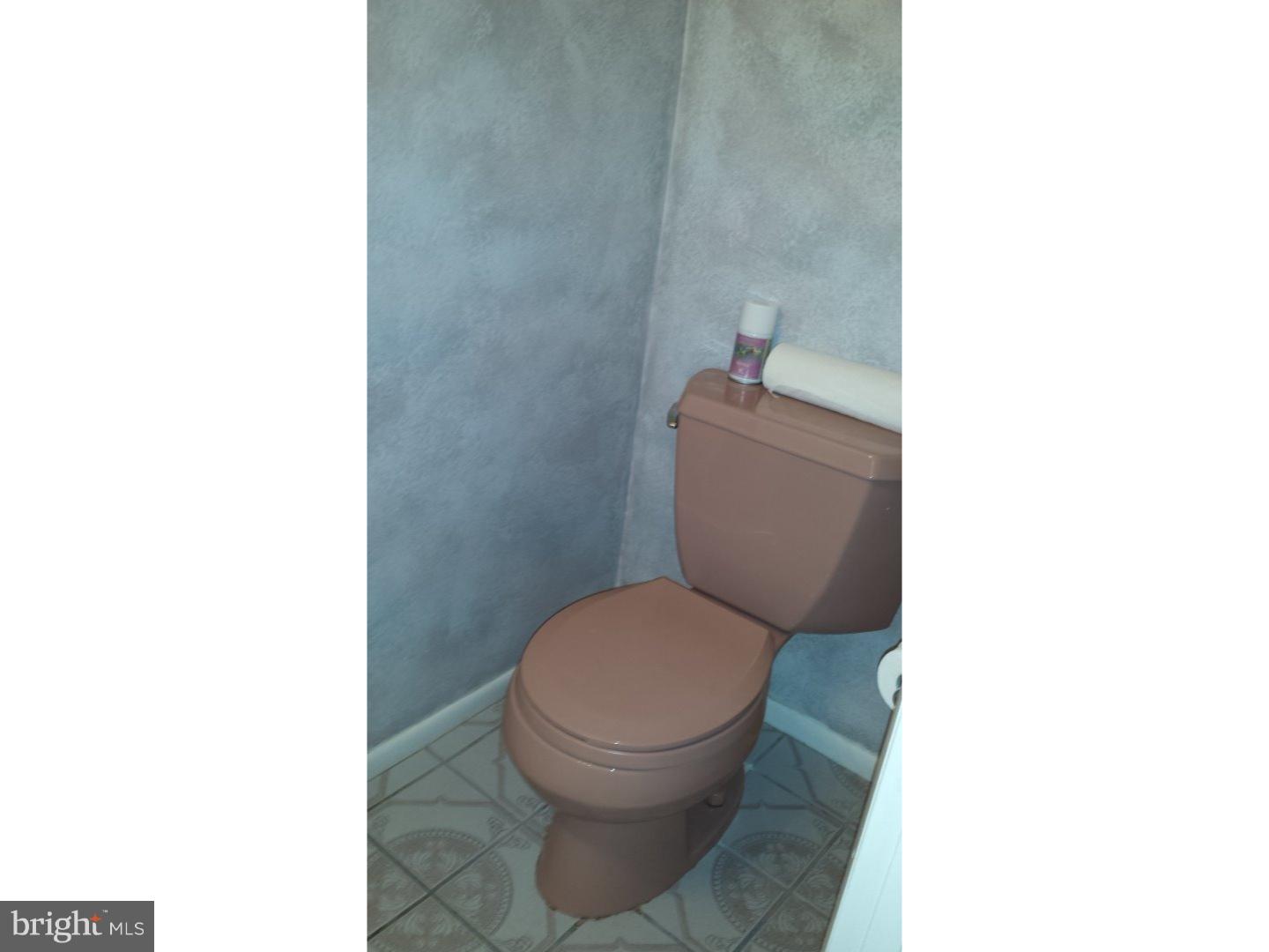 1609 Royal Place Clementon, NJ 08021 - Photo 11 of 25 Gallery Image 11
