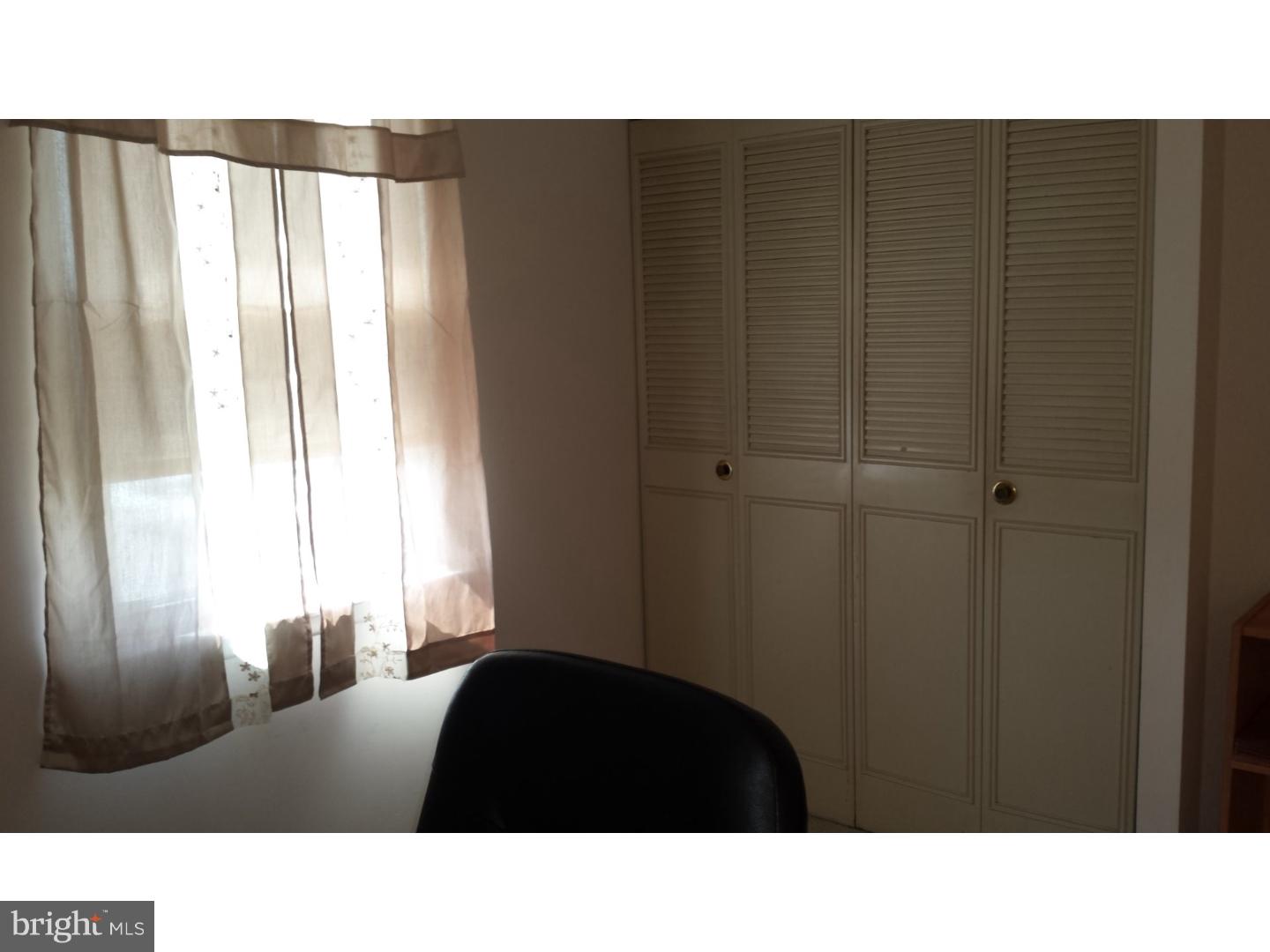 1609 Royal Place Clementon, NJ 08021 - Photo 20 of 25 Gallery Image 20