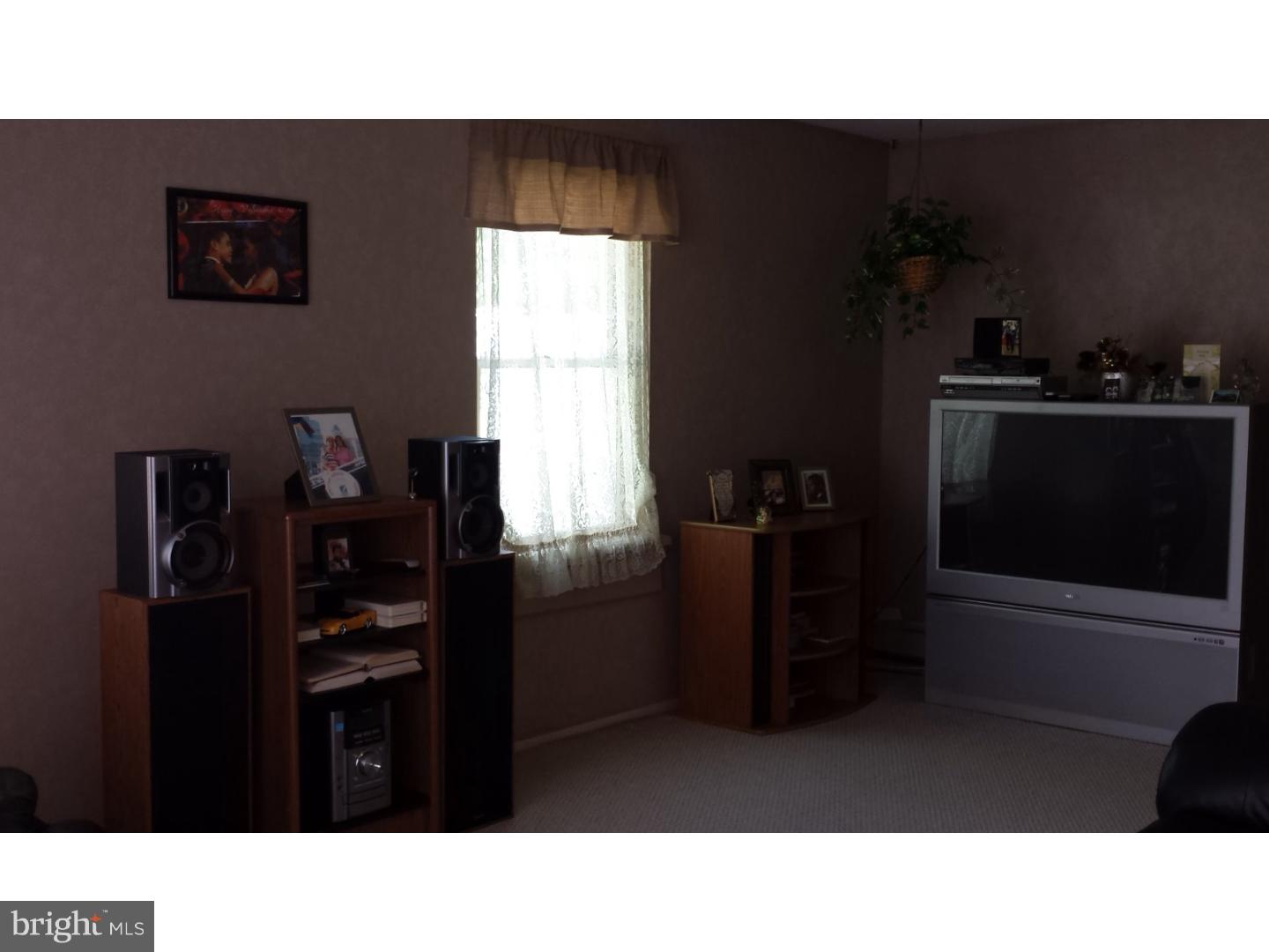1609 Royal Place Clementon, NJ 08021 - Photo 9 of 25 Gallery Image 9
