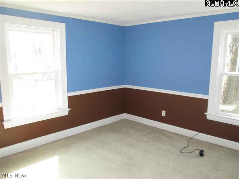 1368 Plainfield Road Cleveland, OH 44121 - Photo 8 of 12