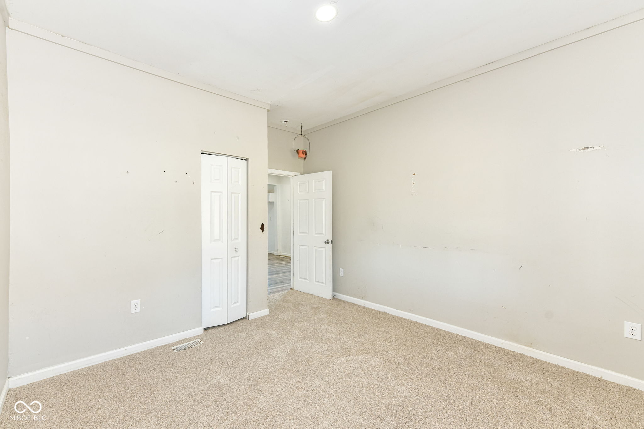 1411 Home Avenue Anderson, IN 46016 - Photo 12 of 22