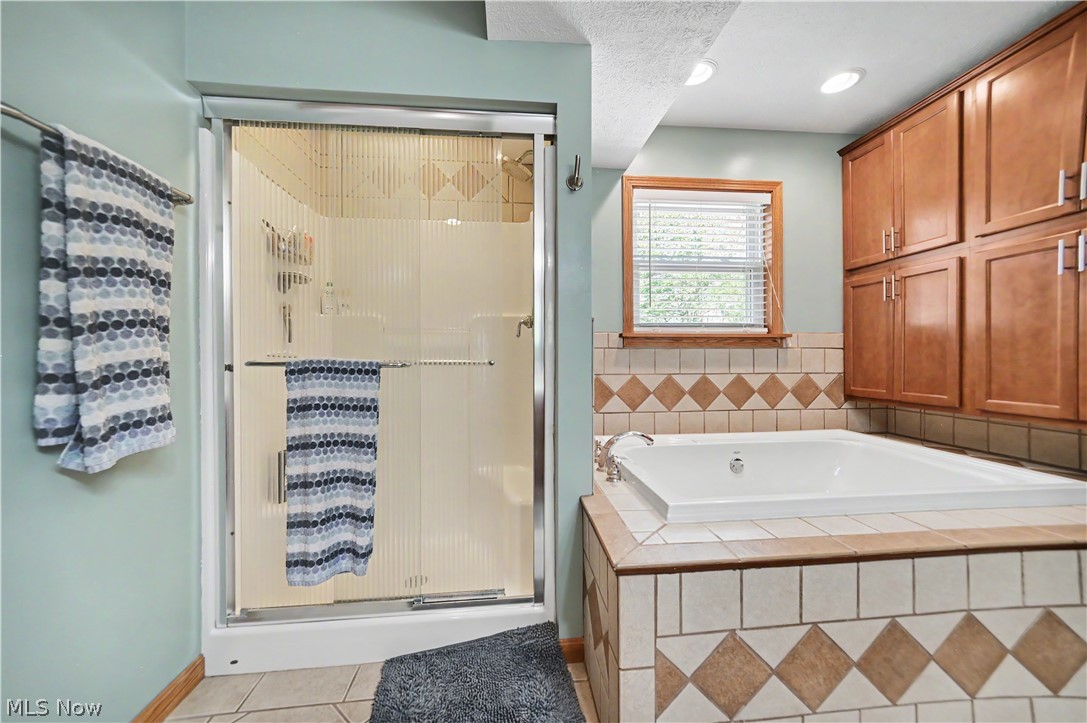 1684 Rock Road Ontario, OH 44903 - Photo 17 of 50