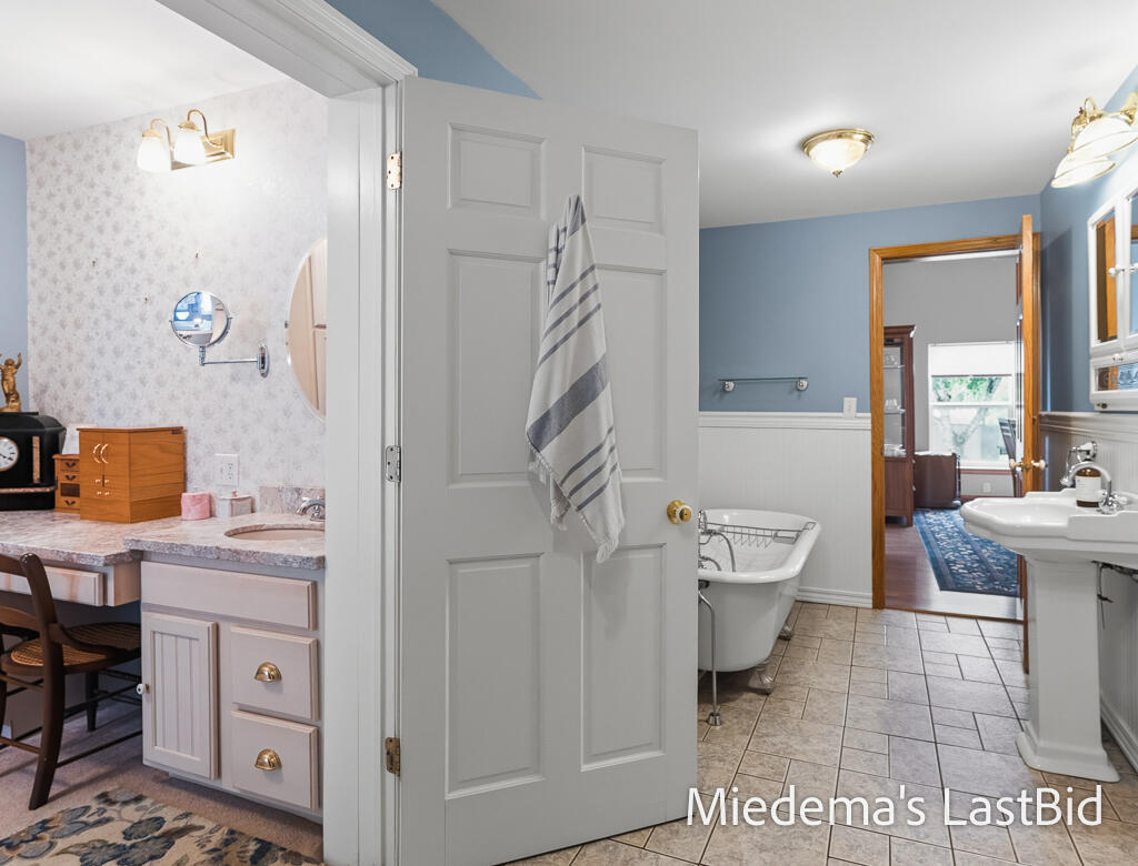 12915 Cassidy Road Bellevue, MI 49021 - Photo 79 of 128 12915CassidyRd-82LoRes