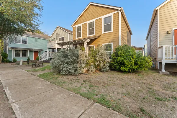 $1,550 | 320 Trestle Tree, Unit 32, San Marcos, TX 78666