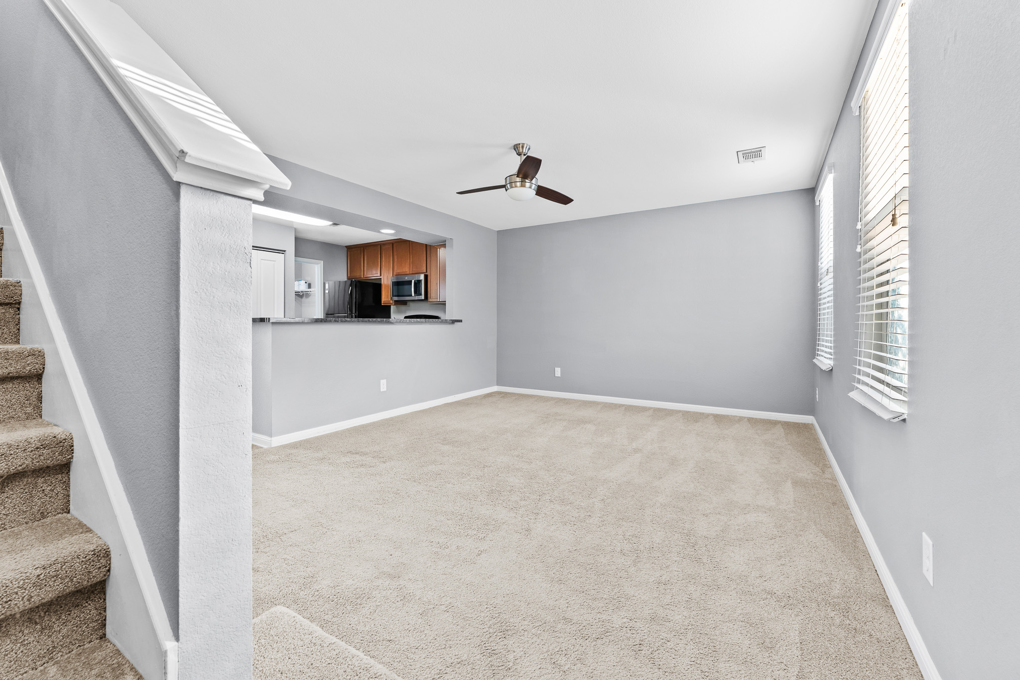 320 Trestle Tree, Unit 32 San Marcos, TX 78666 - Photo 4 of 35