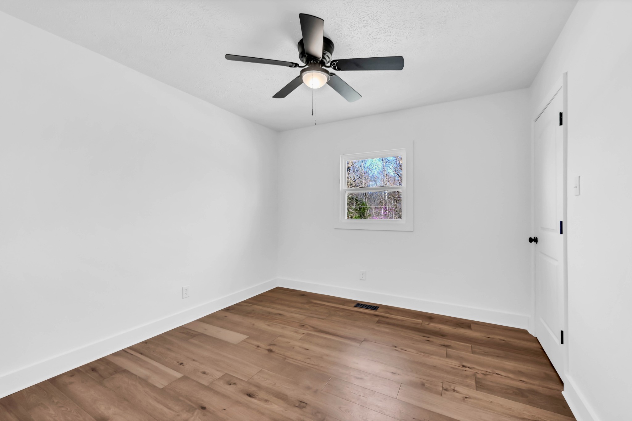 4840 Tarsus Road Palmyra, TN 37142 - Photo 18 of 33