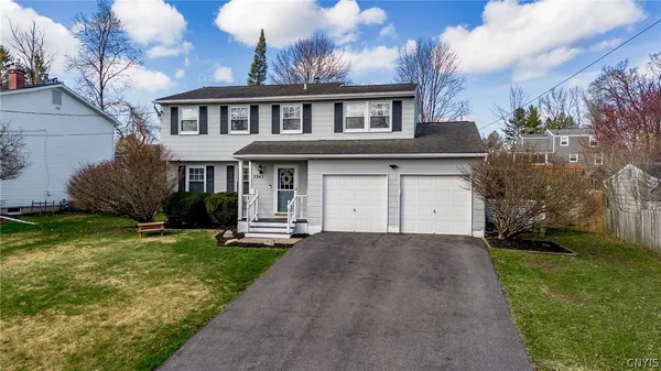 $349,900 | 2243 Connell Terrace, Lysander, NY 13027