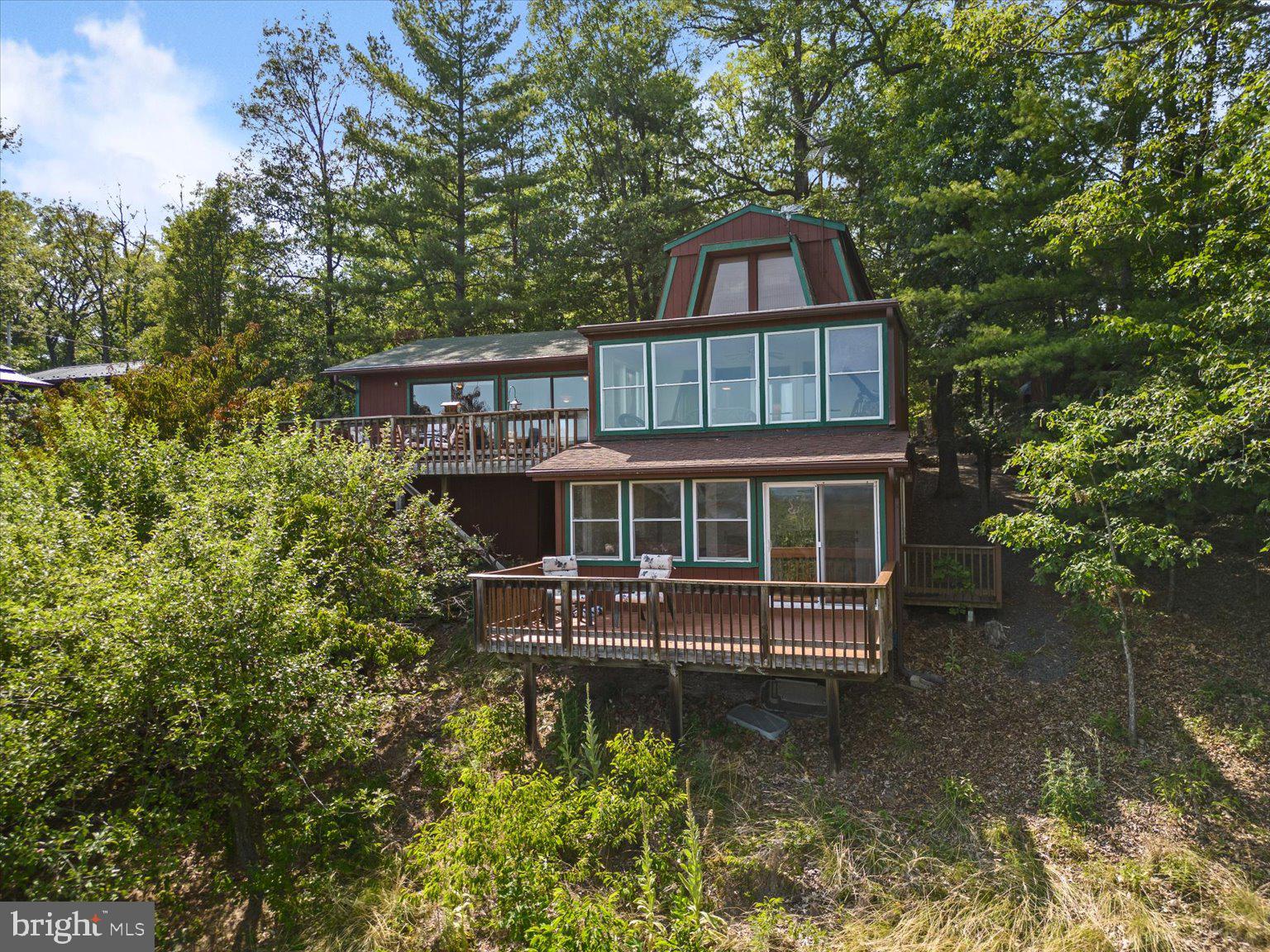 685 North Maple Road Mount Jackson, VA 22842 - Photo 2 of 64