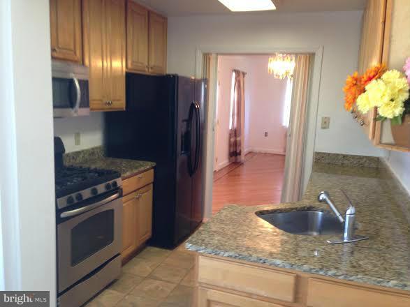 2915 Johnson Road Falls Church, VA 22042 - Photo 4 of 18 Kitchen