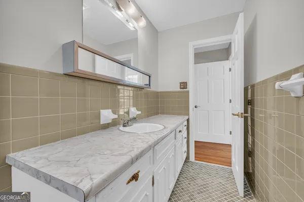 $790,000 | 451 Toms Creek Road, Martin, GA 30557