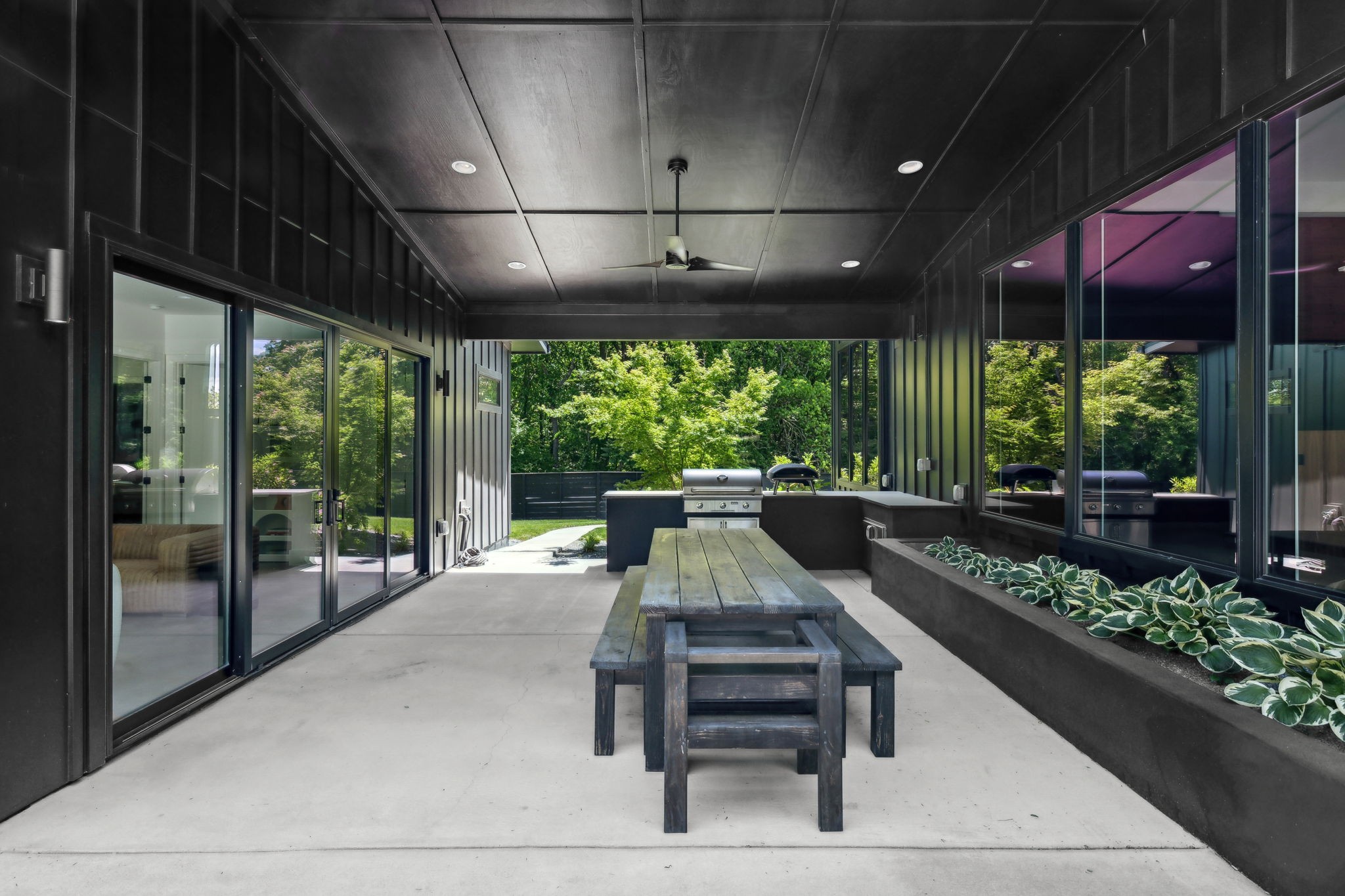 4160 Clovercroft Road Franklin, TN 37067 - Photo 22 of 62 a sitting area with city view