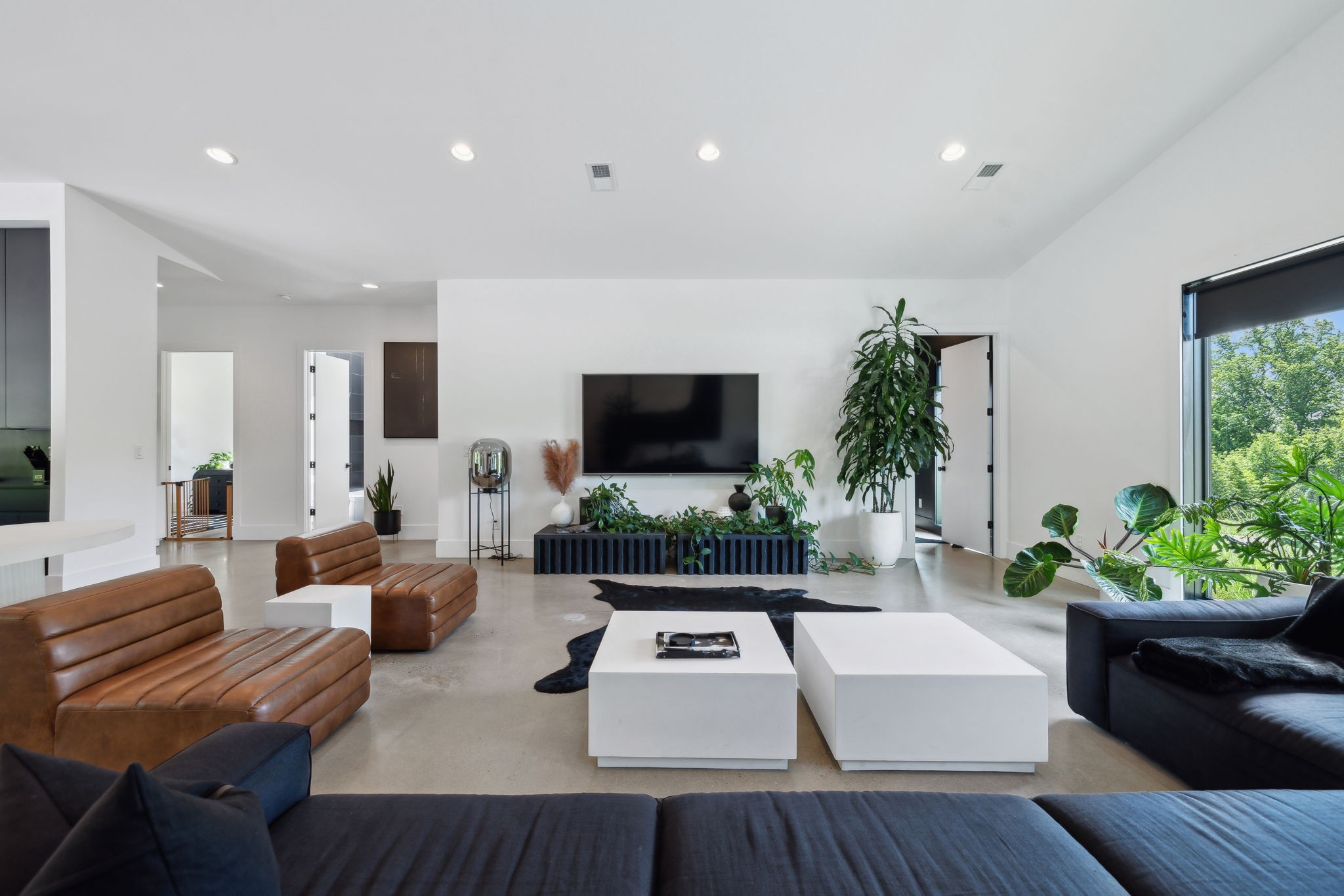 4160 Clovercroft Road Franklin, TN 37067 - Photo 37 of 62 a living room with furniture and a flat screen tv