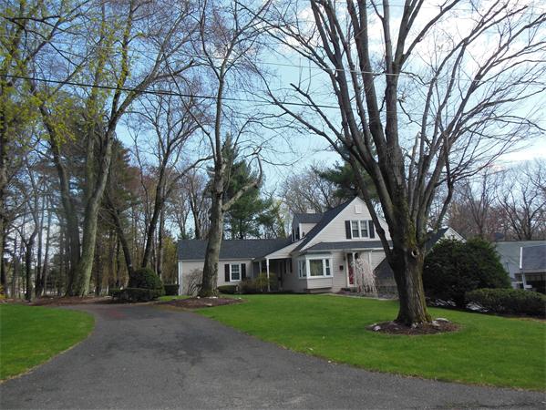 90 Churchill Road West Springfield, MA 01089 - Photo 3 of 30 Gallery Image 3