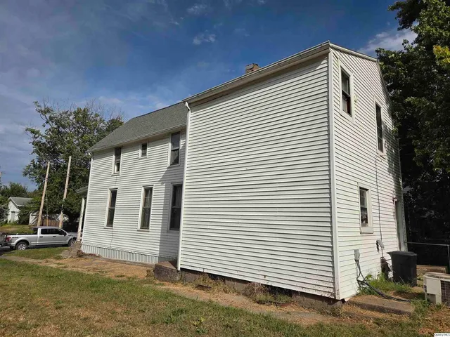 $50,000 | 1324 North 9th Street, Quincy, IL 62301