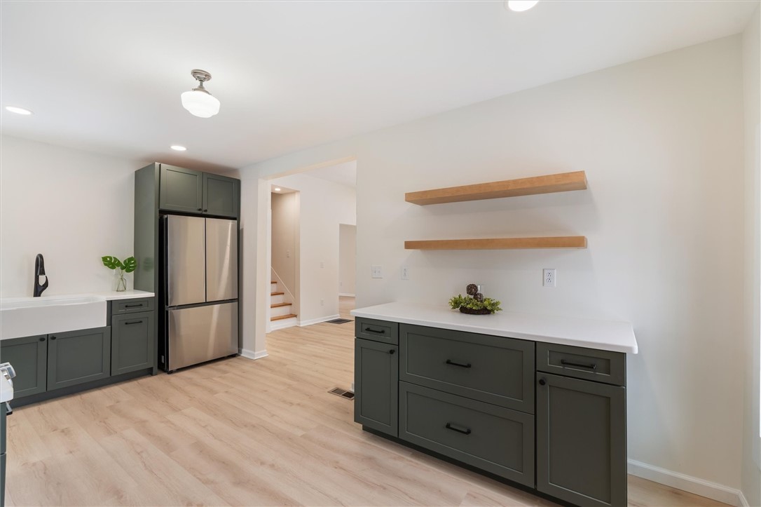 24 Fitch Avenue Auburn, NY 13021 - Photo 14 of 50 Stainless steel appliances