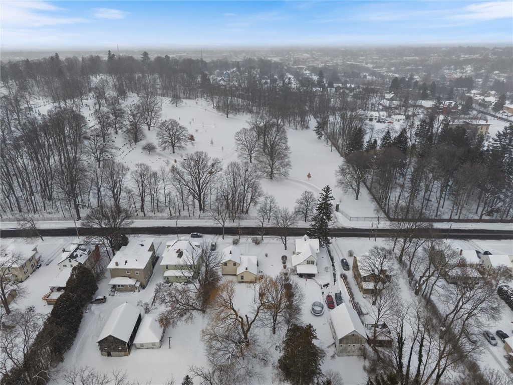 24 Fitch Avenue Auburn, NY 13021 - Photo 42 of 50 Aerial view of property and neighborhood