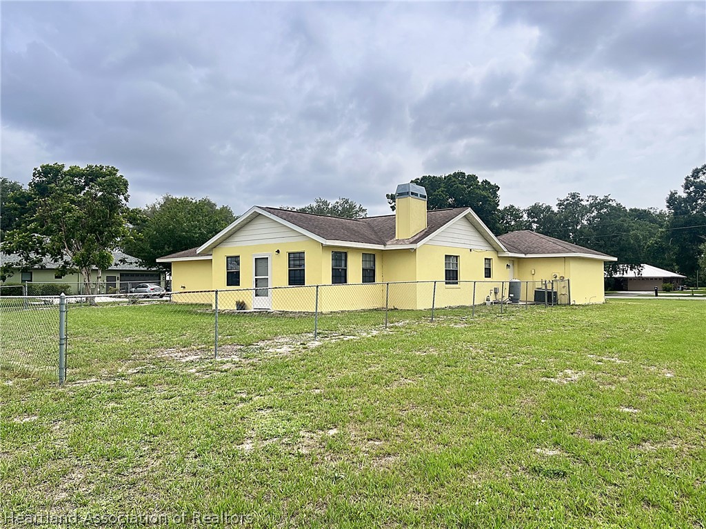 111 Revson Avenue Sebring, FL 33876 - Photo 21 of 24