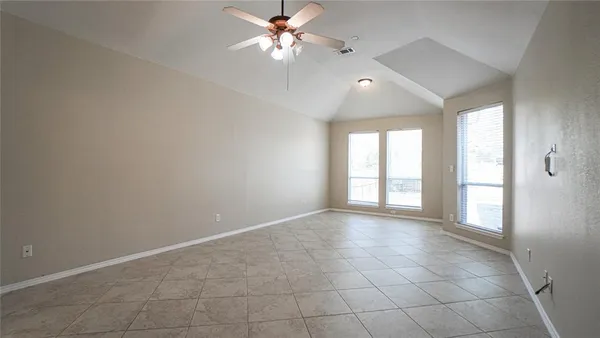 $2,700 | 2060 Garden Crest Drive, Rockwall, TX 75087