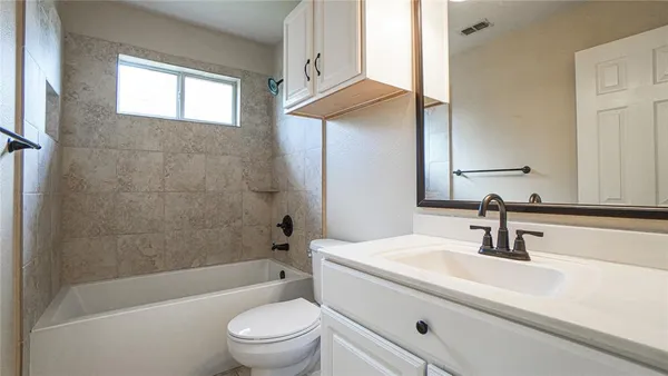 $2,700 | 2060 Garden Crest Drive, Rockwall, TX 75087