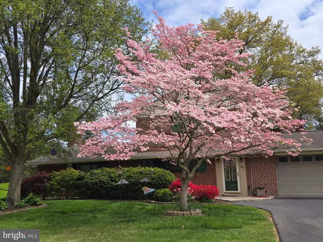 $489,900 | 1827 Divot Court, Lancaster, PA 17602