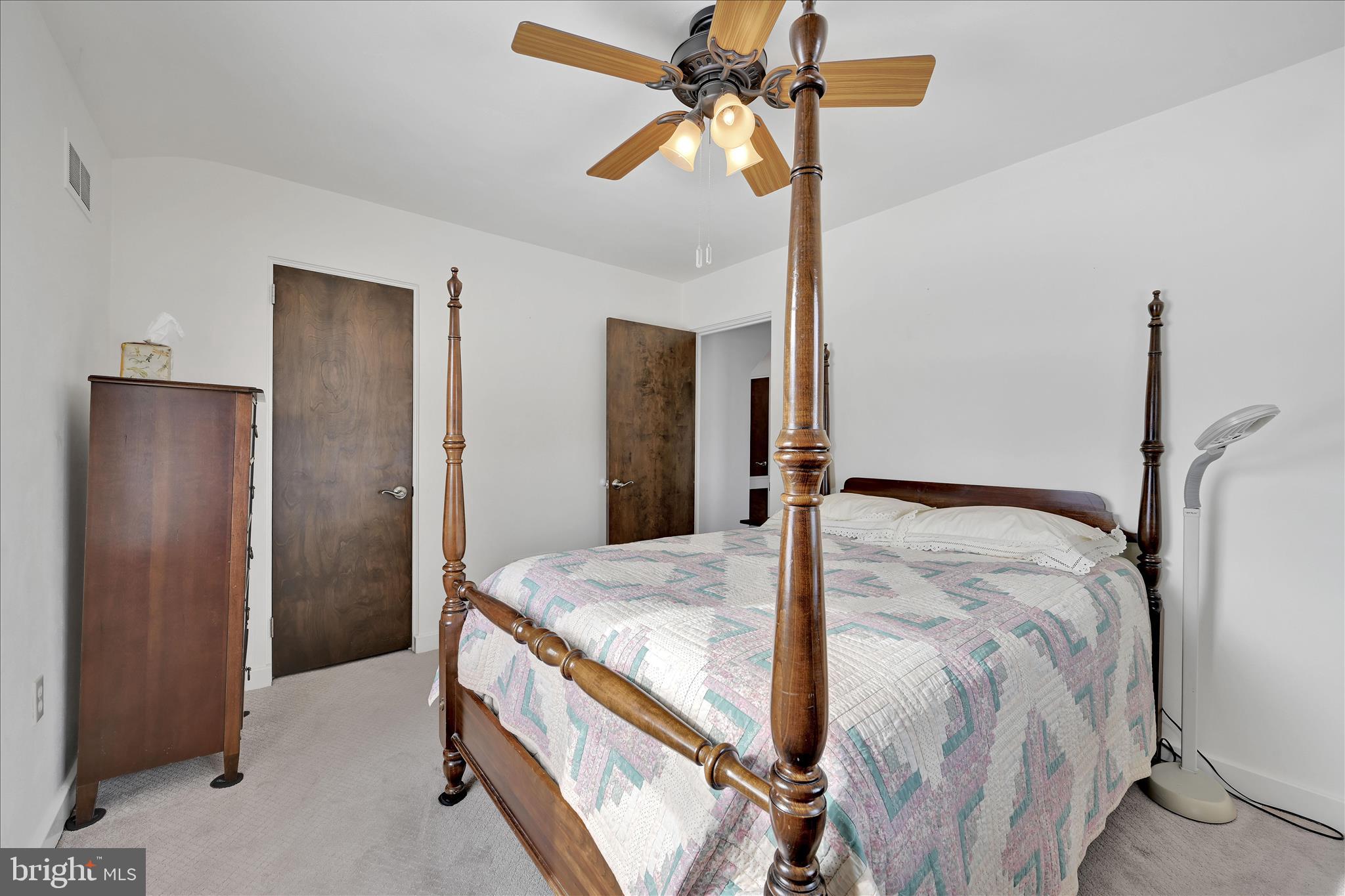 1827 Divot Court Lancaster, PA 17602 - Photo 16 of 36 Bedroom