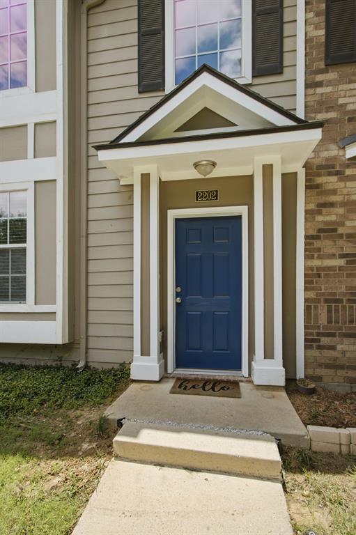 2202 Sandshell Street Bedford, TX 76021 - Photo 2 of 29