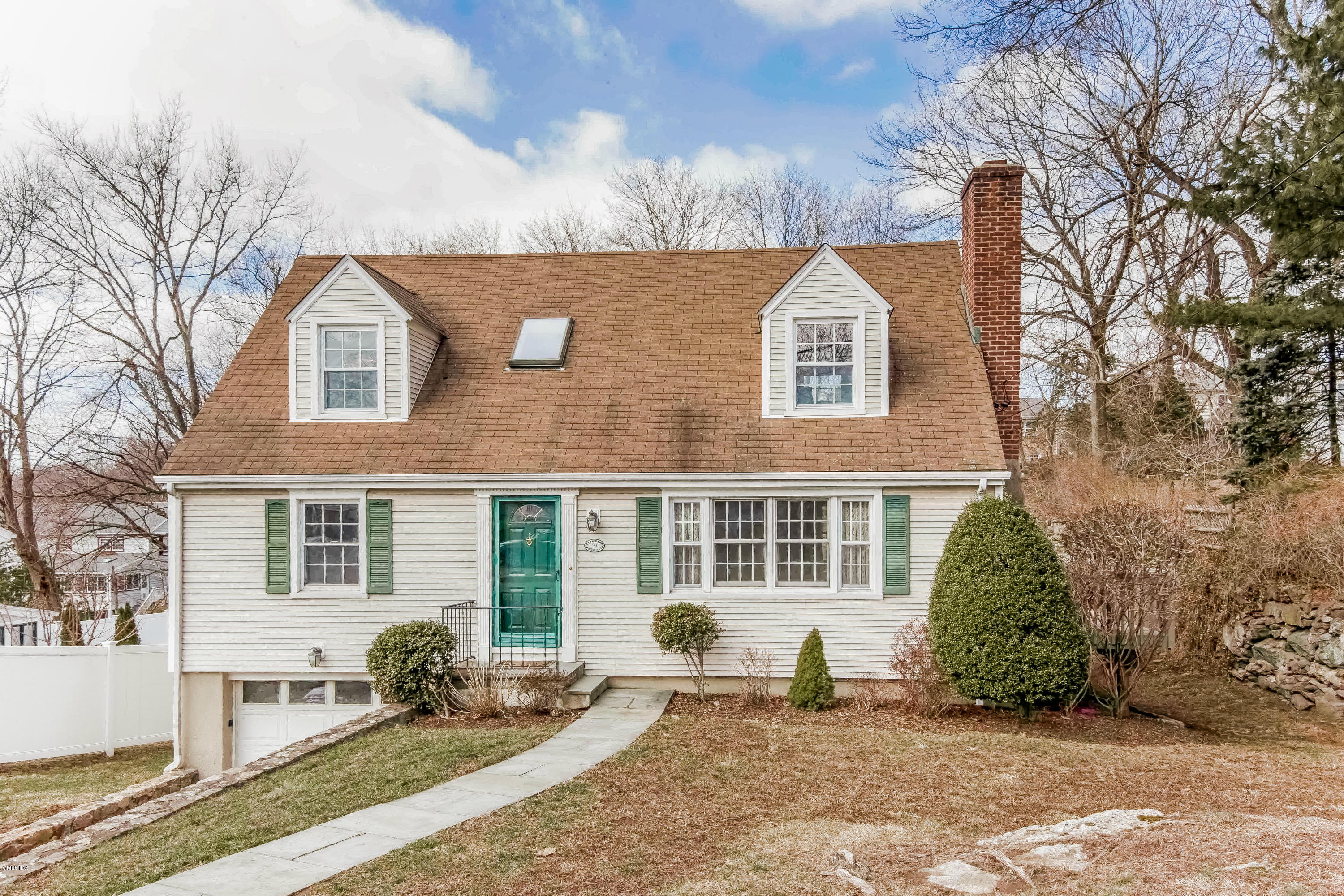 29 Homestead Road Greenwich, CT 06831 - Photo 1 of 27 003-Front_View-883598-print