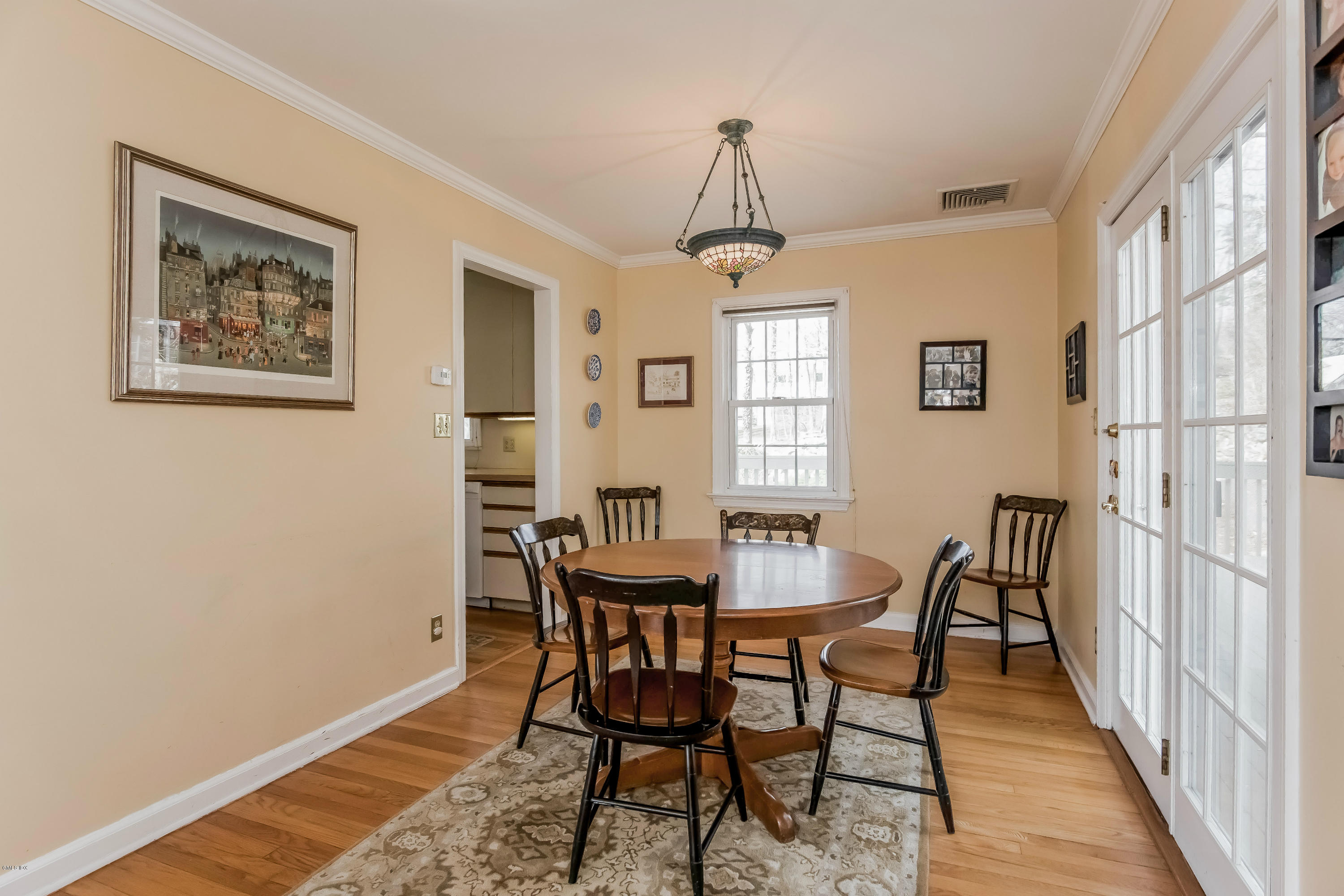 29 Homestead Road Greenwich, CT 06831 - Photo 9 of 27 009-Dining_Room-883582-print
