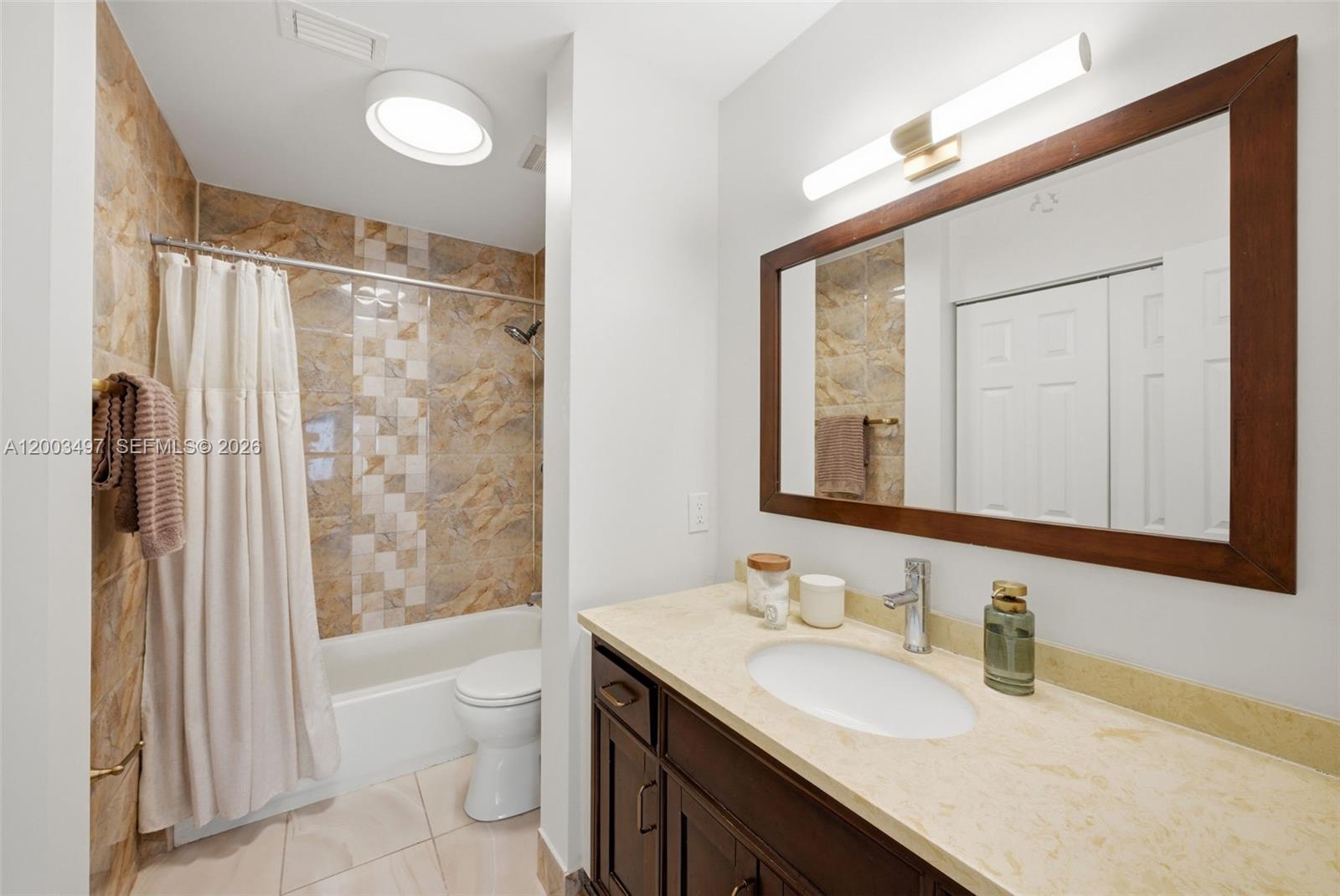 327 Ives Dairy Road, Unit 32705 Miami, FL 33179 - Photo 10 of 21