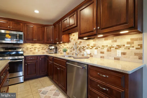 $715,000 | 128 Waypoint Circle, State College, PA 16801