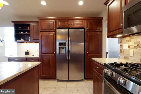 $715,000 | 128 Waypoint Circle, State College, PA 16801