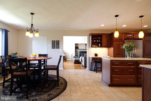 $715,000 | 128 Waypoint Circle, State College, PA 16801