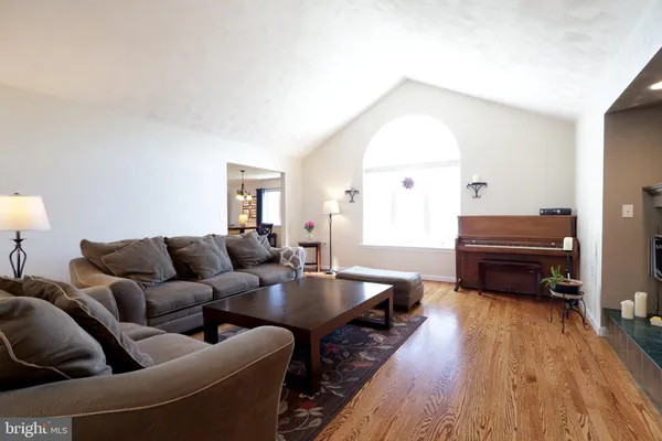 $715,000 | 128 Waypoint Circle, State College, PA 16801