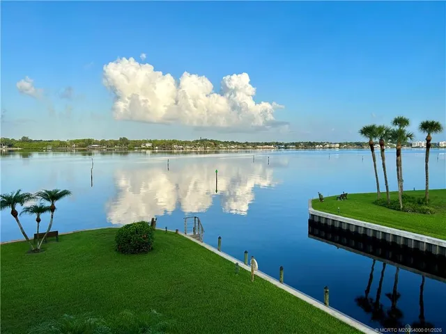 $440,000 | 1950 Southwest Palm City Road, Unit 1307, Stuart, FL 34994
