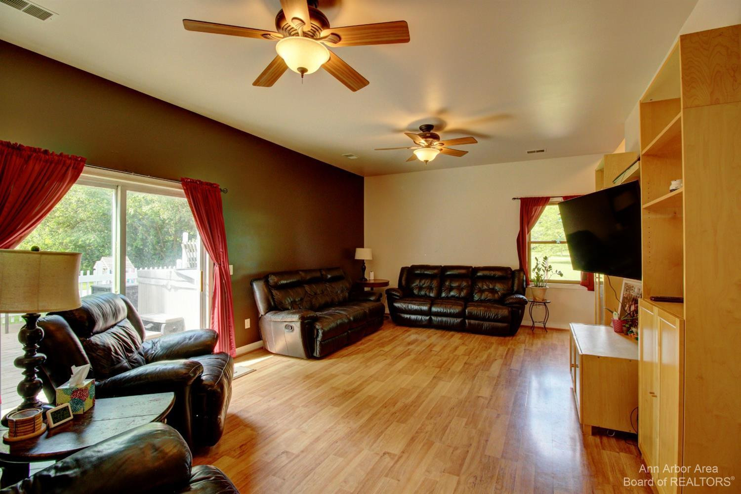 14255 Darling Road Milan, MI 48160 - Photo 7 of 41 Photo 7