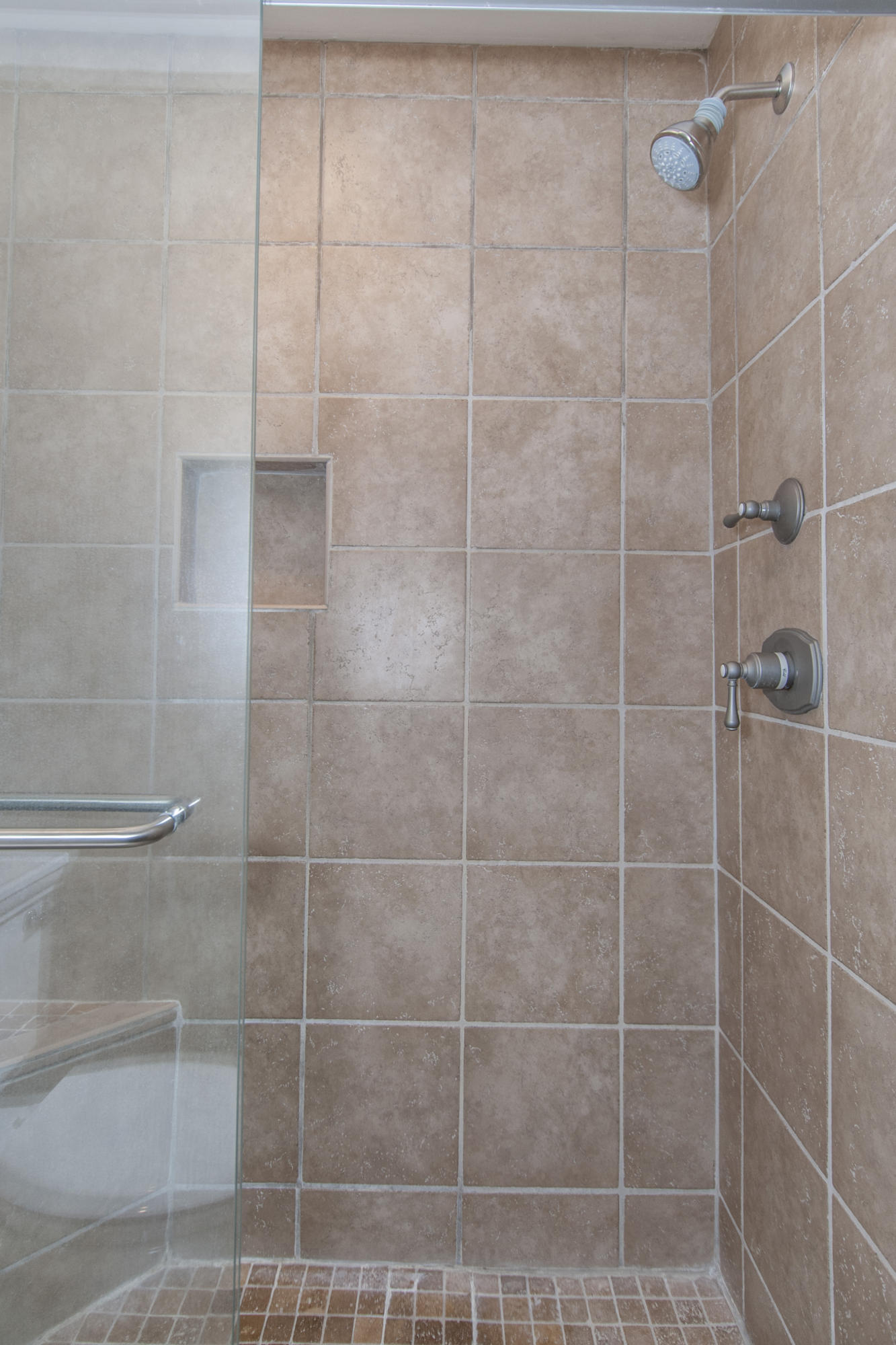 849 Farm Quarter Road Mount Pleasant, SC 29464 - Photo 22 of 34 Bathroom
