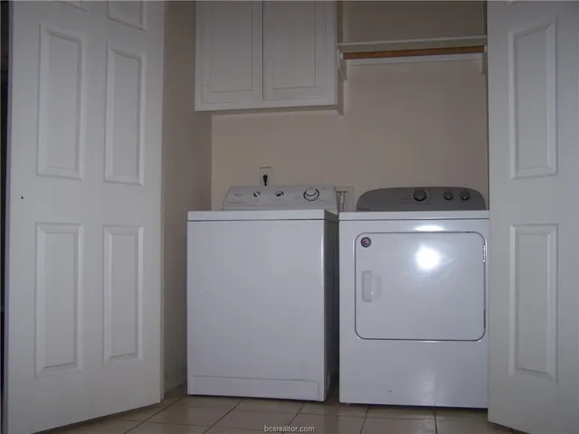 $1,350 | 3602 Hollyhock Street, College Station, TX 77845