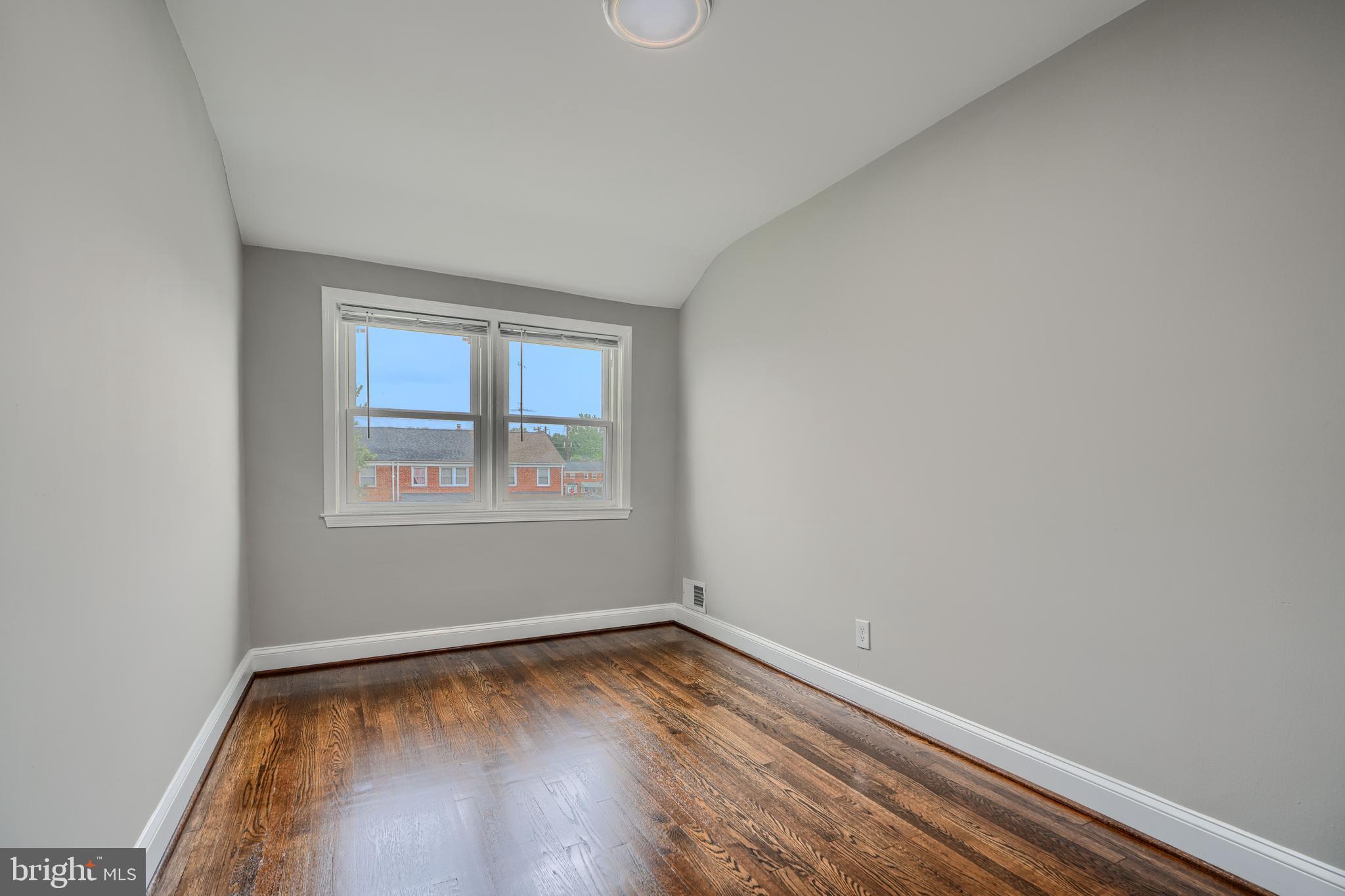 851 Arncliffe Road Baltimore, MD 21221 - Photo 29 of 49