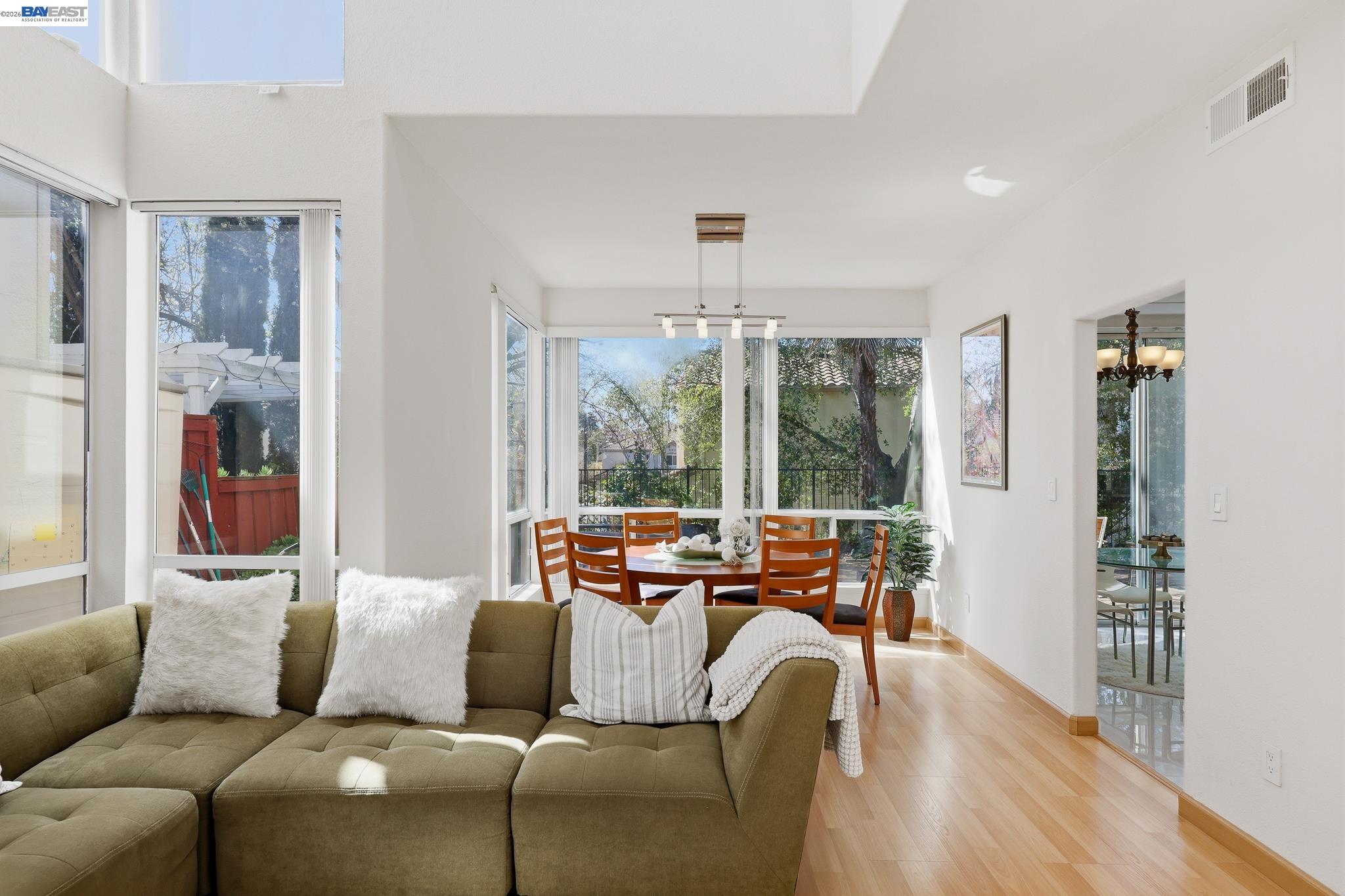 906 Vista Pointe Drive San Ramon, CA 94582 - Photo 15 of 60
