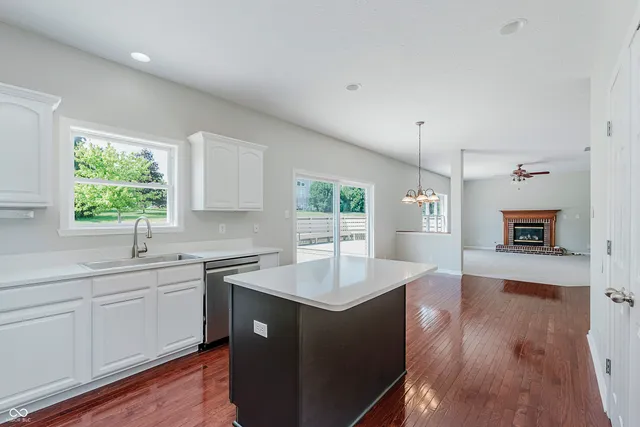 $585,000 | 4150 Huntsman Drive, Zionsville, IN 46077