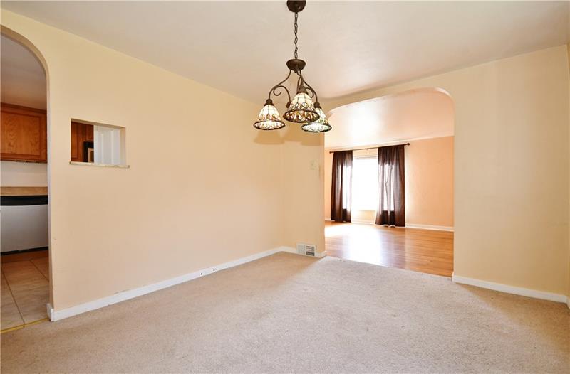 340 Ewing Road Carnegie, PA 15106 - Photo 9 of 24 Dining room view in to living room~