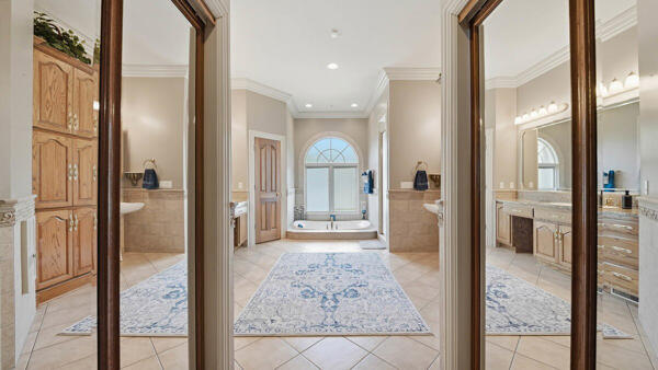 424 Hewgleys Road South Pittsburg, TN 37380 - Photo 30 of 53 Master Bath