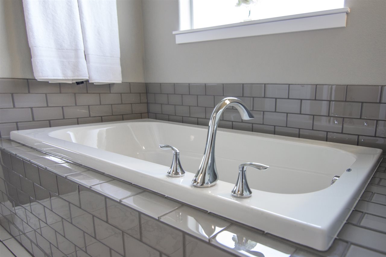 1812 Ridgetop Drive Greenacres, WA 99016 - Photo 13 of 20 Gallery Image 13
