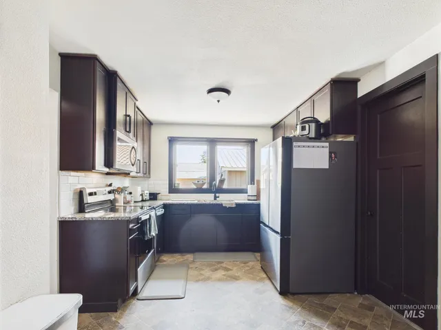 $429,000 | 600 12th Street, Clarkston, WA 99403