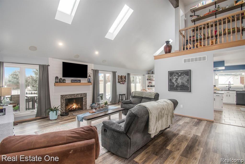 47050 Liberty Bell Road East Macomb, MI 48044 - Photo 4 of 27
