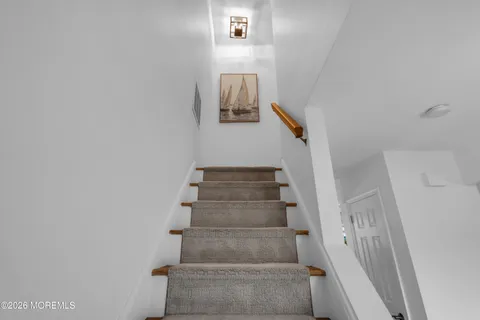 $575,000 | 1466 Arapaho Court, Toms River, NJ 08755