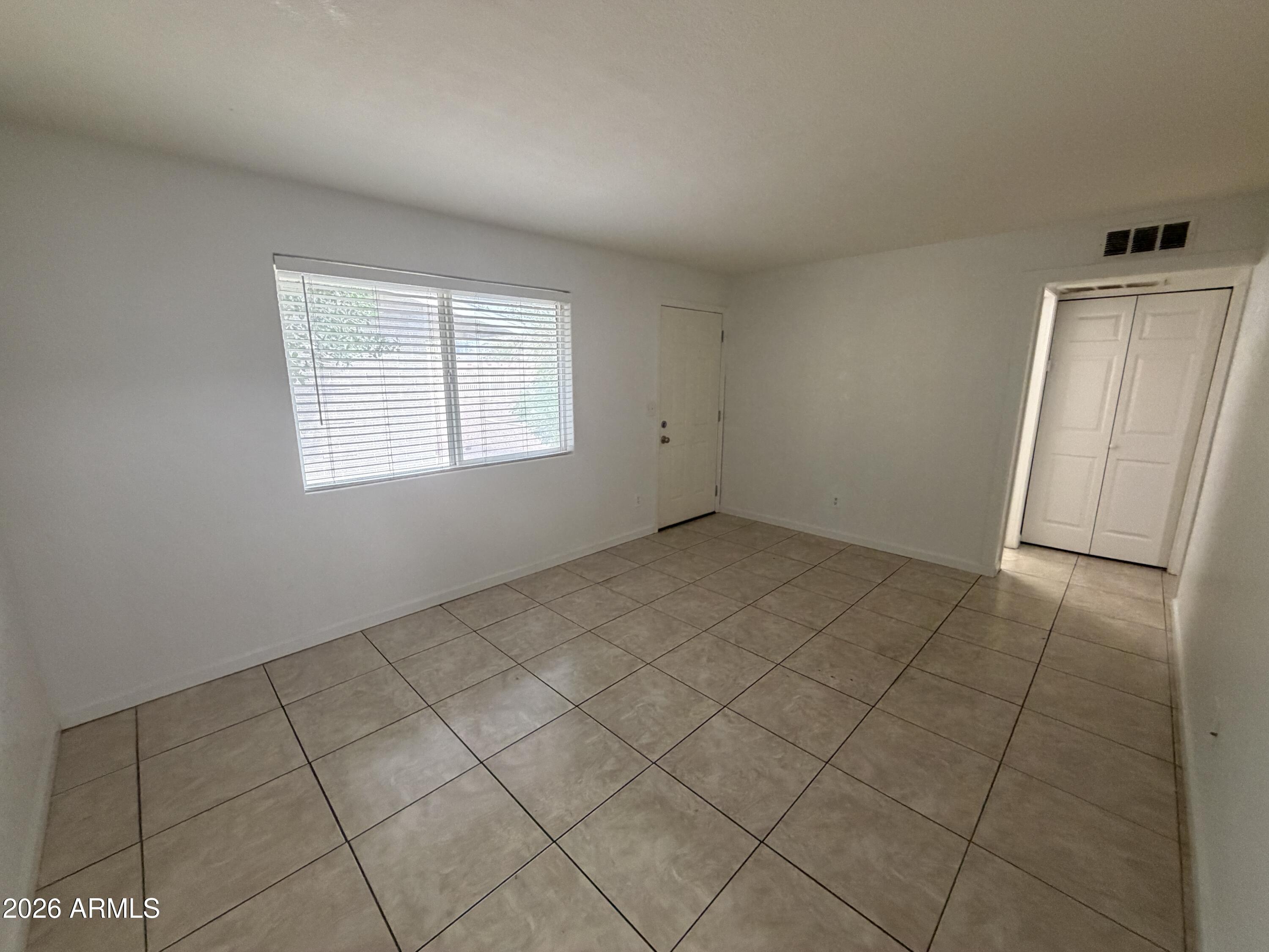 625 East Broadway Road, Unit 5 Tempe, AZ 85282 - Photo 5 of 12 IMG_1820